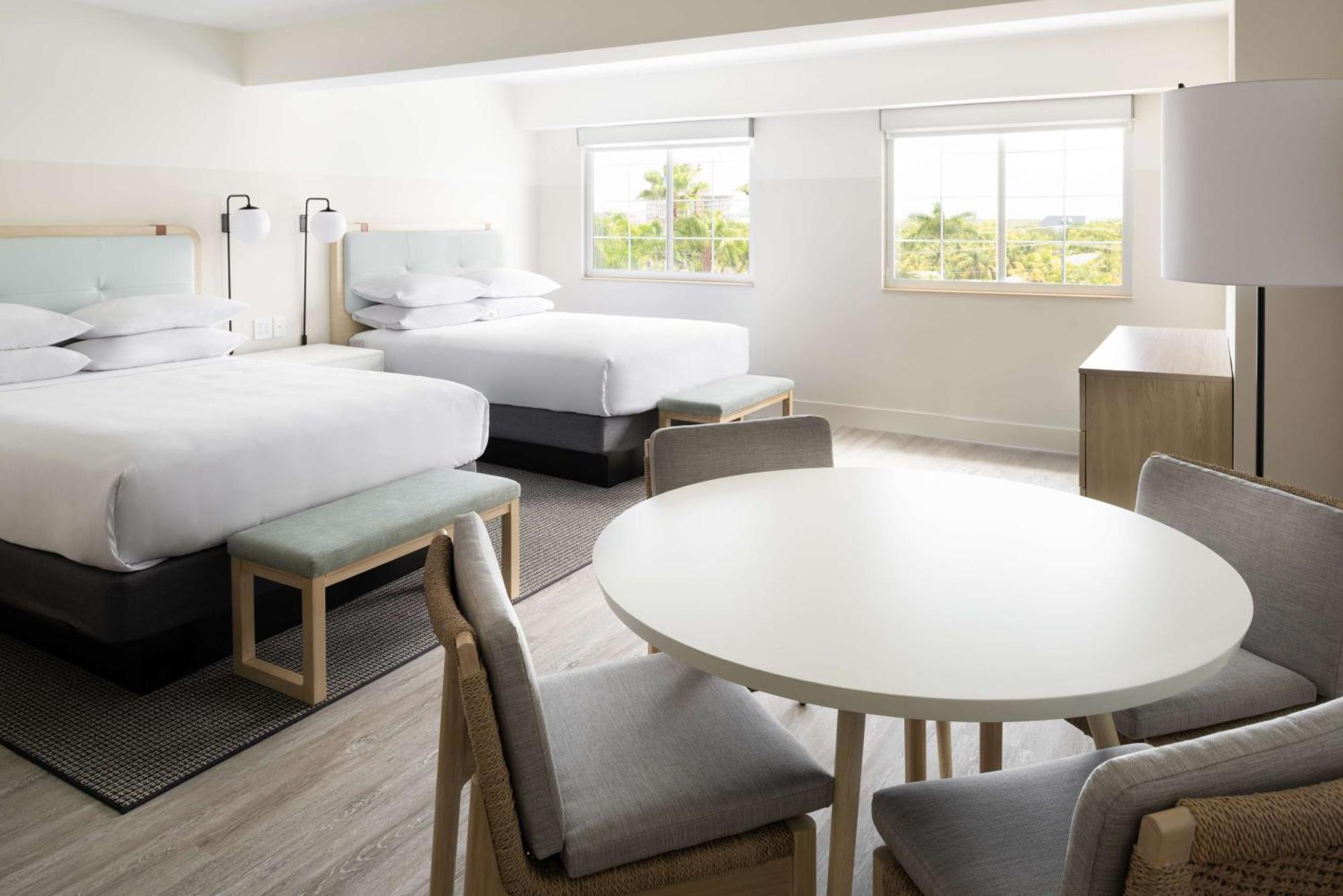 Hampton By Hilton Grand Cayman Seven Mile Beach George Town Exteriér fotografie