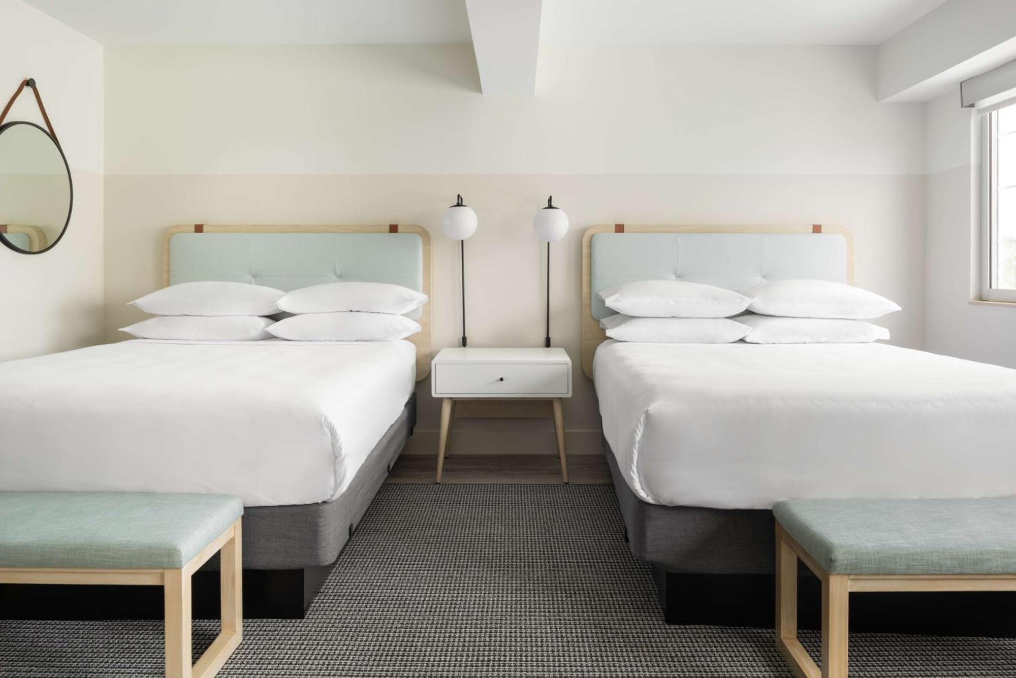 Hampton By Hilton Grand Cayman Seven Mile Beach George Town Exteriér fotografie