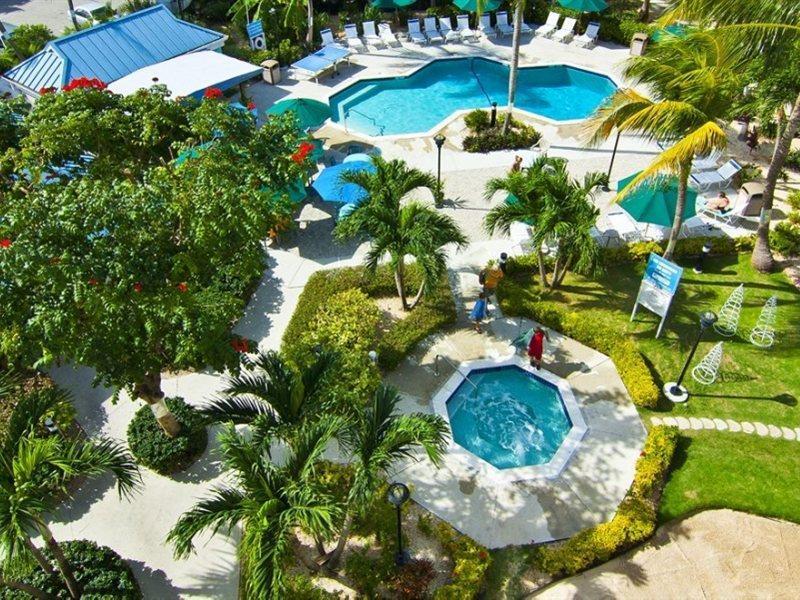 Hampton By Hilton Grand Cayman Seven Mile Beach George Town Exteriér fotografie